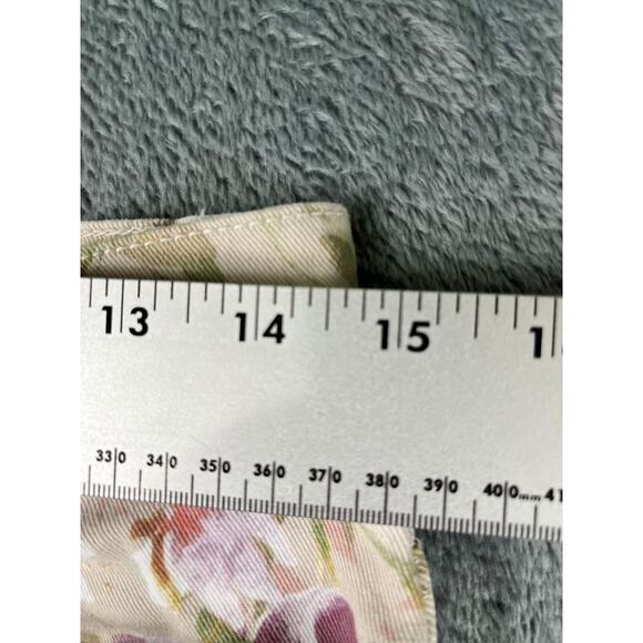 Gloria Vanderbilt Amanda Floral Tapered Jeans Size 8 Excellent Cond - Picture 6 of 9